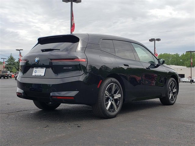 New 2026 BMW iX xDrive60 image 6