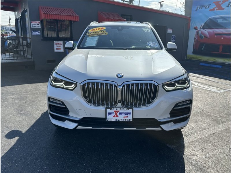Used 2019 BMW X5 xDrive40i w/ Premium Package 2 image 2