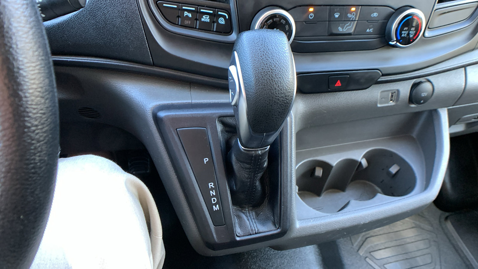 Used 2023 Ford Transit 250 Medium Roof AWD w/ Load Area Protection Package image 17