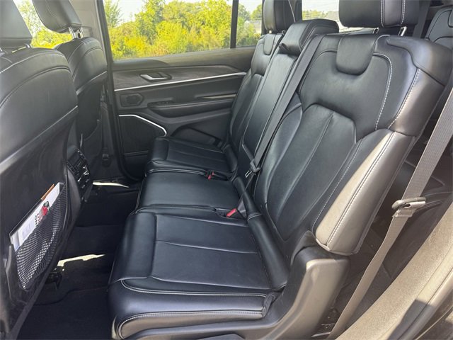 Used 2021 Jeep Grand Cherokee L Limited image 23