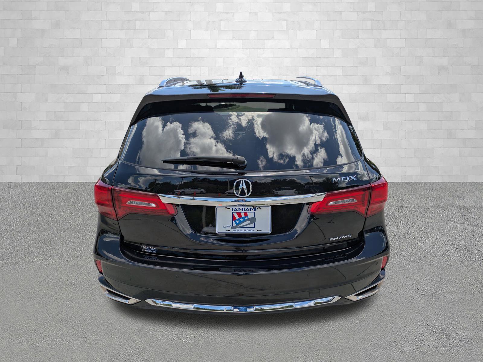 Used 2020 Acura MDX SH-AWD w/ Advance Package image 3