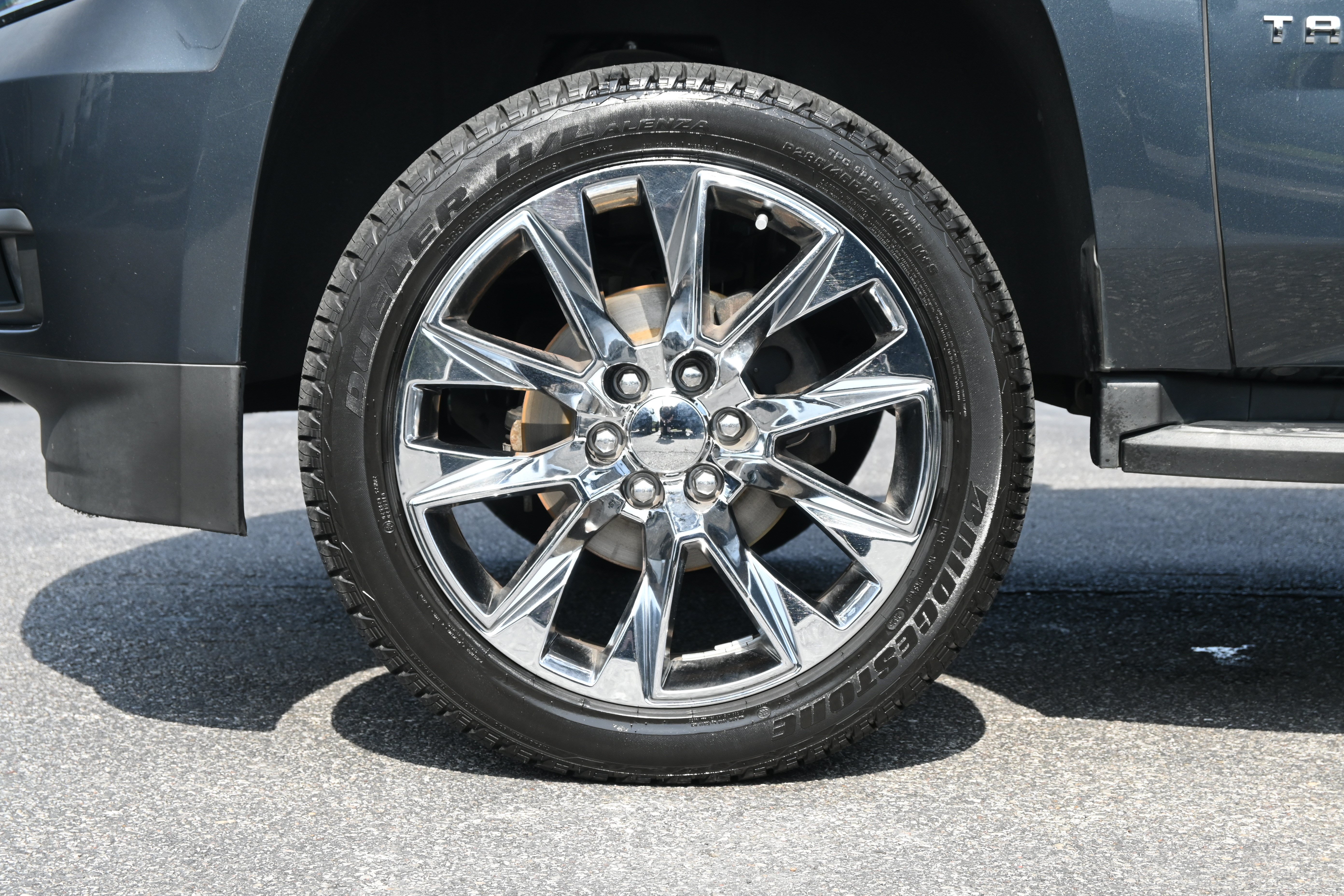 Used 2019 Chevrolet Tahoe LT RWD image 13