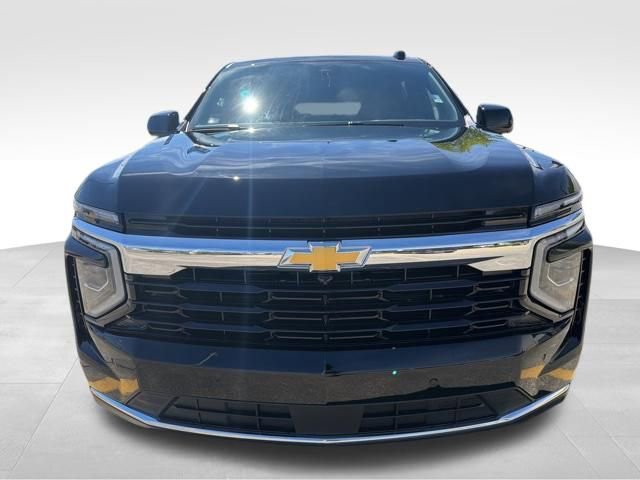 New 2026 Chevrolet Suburban LS image 2