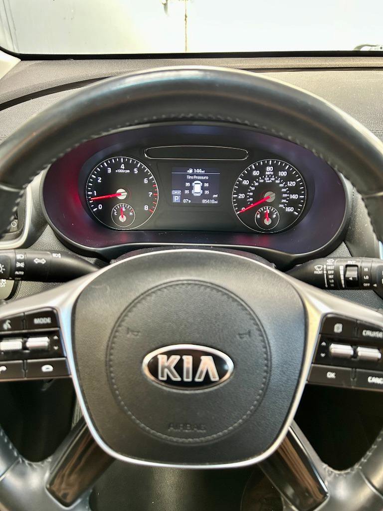 Used 2020 Kia Sorento S image 7