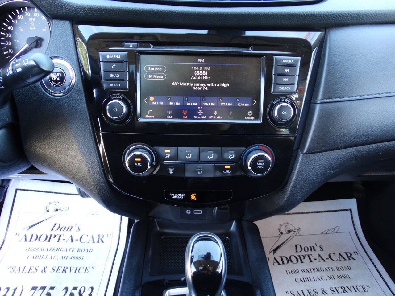 Used 2020 Nissan Rogue AWD w/ SV Moonroof Package image 22