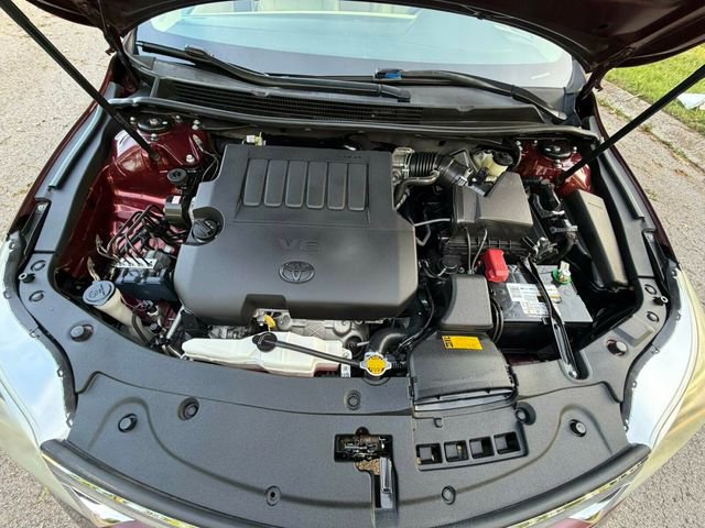 Used 2015 Toyota Avalon XLE Premium FWD image 31