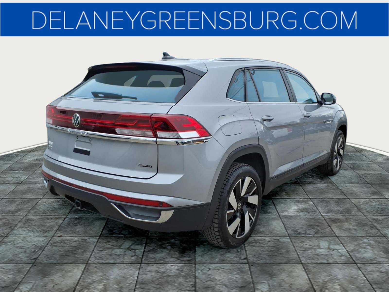 Used 2024 Volkswagen Atlas Cross Sport SE image 3