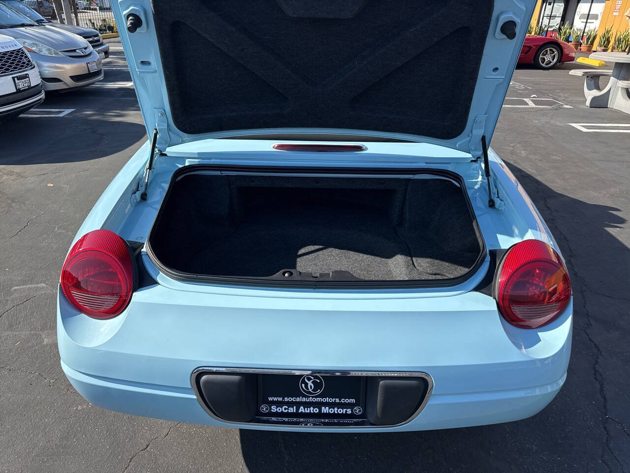Used 2003 Ford Thunderbird RWD image 15