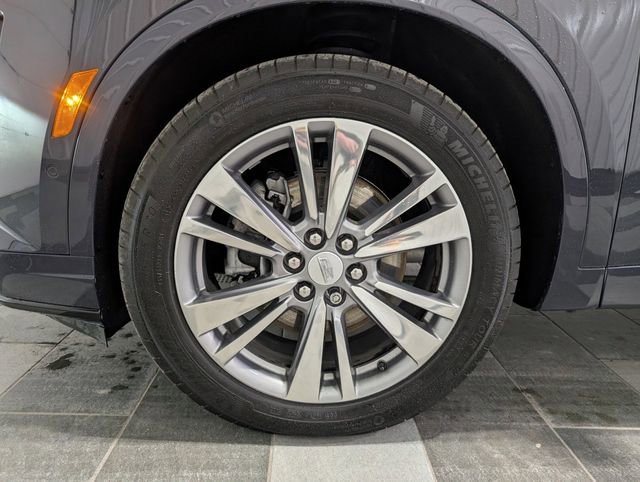 Used 2024 Cadillac XT6 Premium Luxury w/ Technology Package image 7
