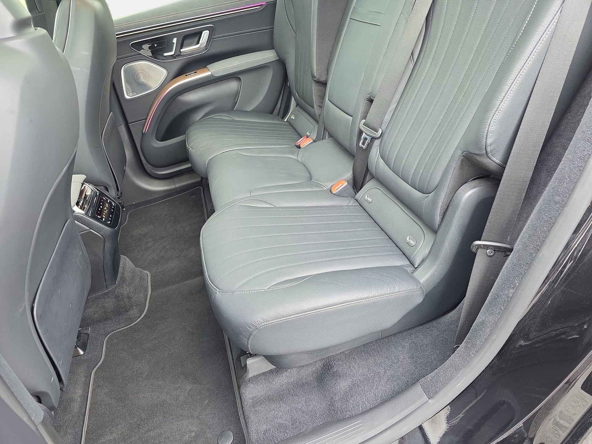 Used 2023 Mercedes-Benz EQS 580 4MATIC SUV image 14
