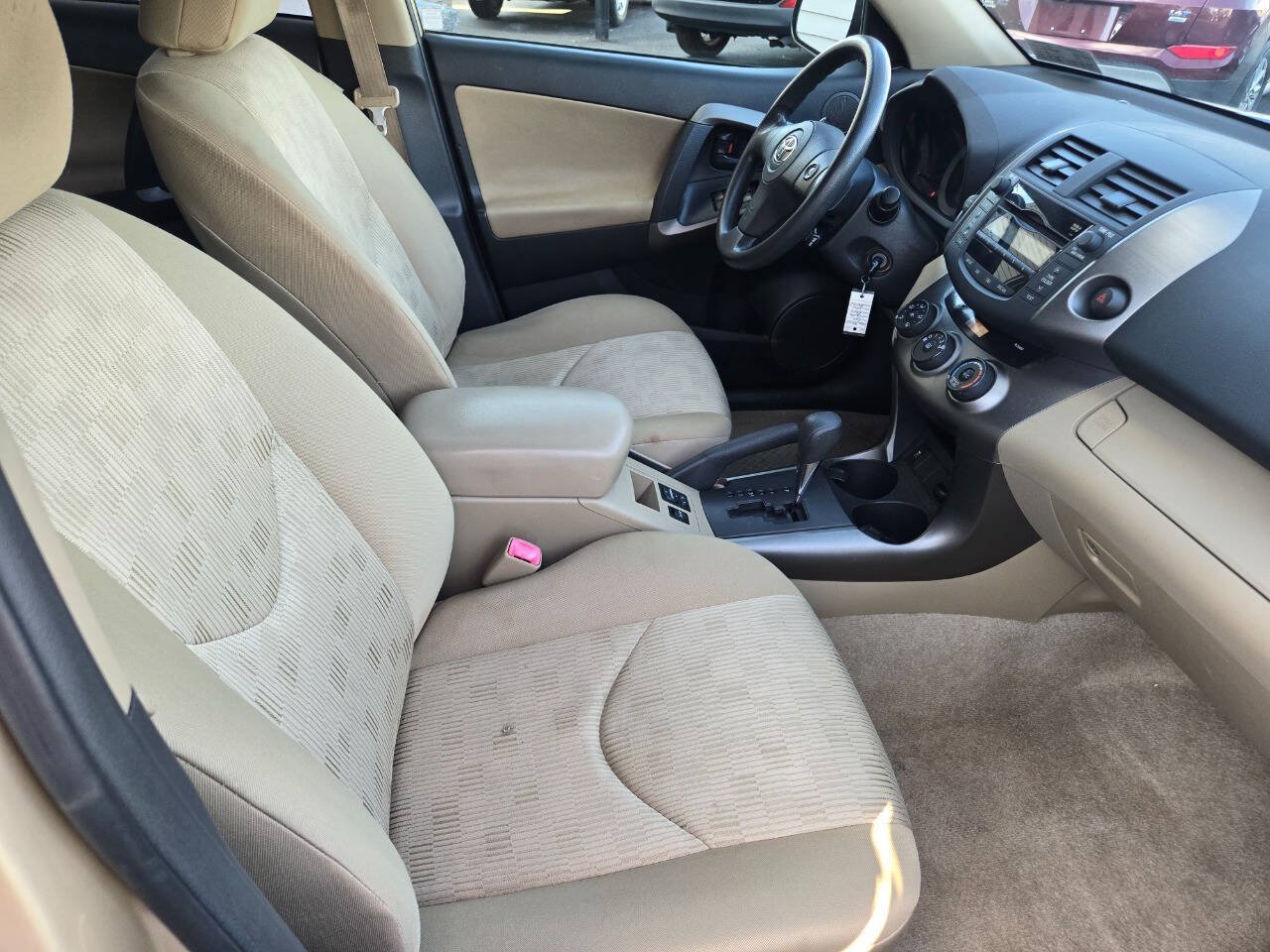 Used 2011 Toyota RAV4 4WD w/ Base L4 Extra Value Pkg image 23