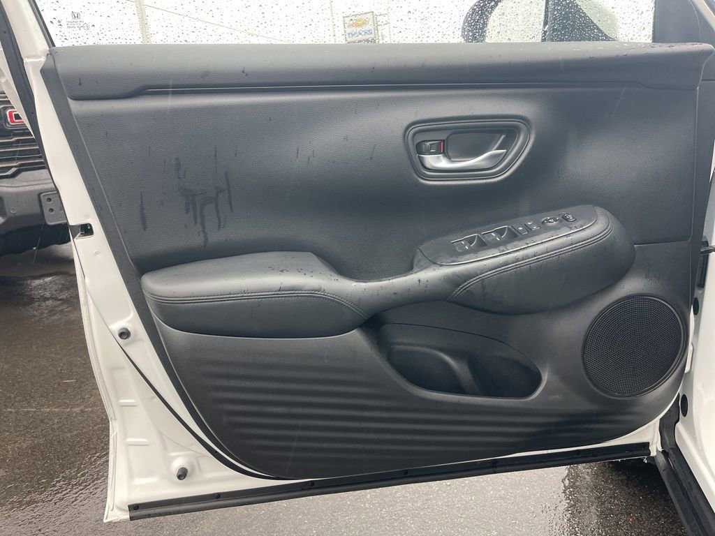 Used 2025 Honda HR-V LX image 22