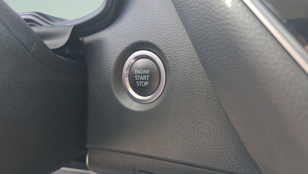 Used 2024 Toyota Corolla LE w/ LE Convenience Package image 27