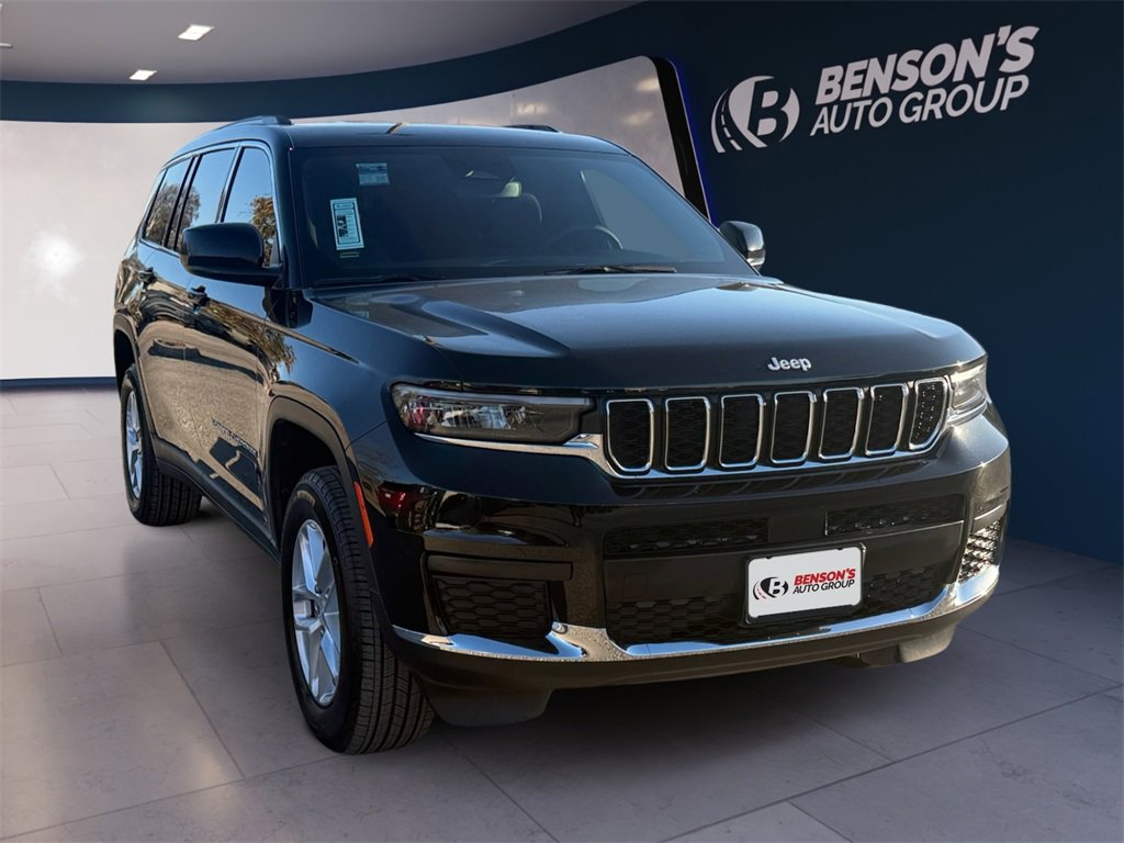Used 2024 Jeep Grand Cherokee L Laredo w/ Luxury Tech Group I image 7