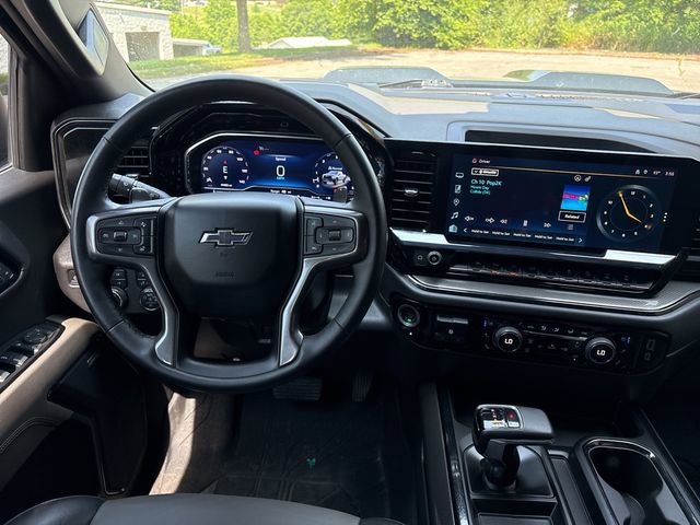 Used 2023 Chevrolet Silverado 1500 ZR2 image 17