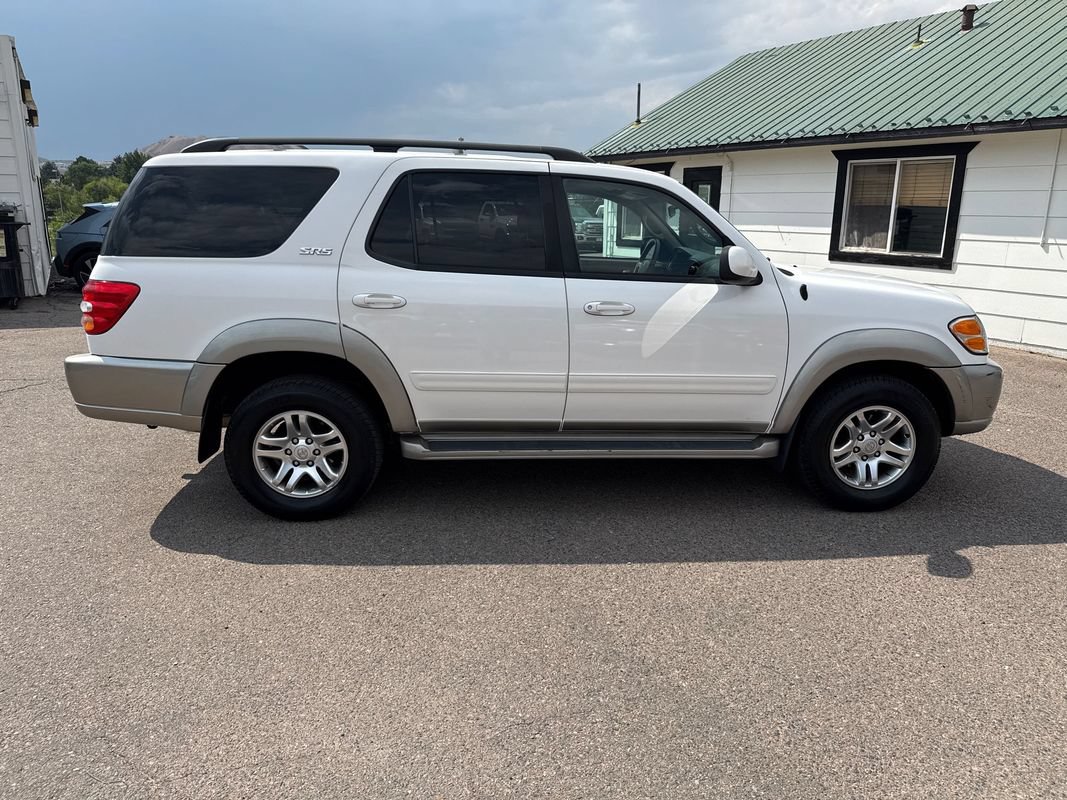 Used 2004 Toyota Sequoia SR5 AWD/4WD image 6