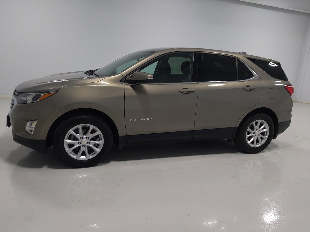 Used 2019 Chevrolet Equinox LT image 2