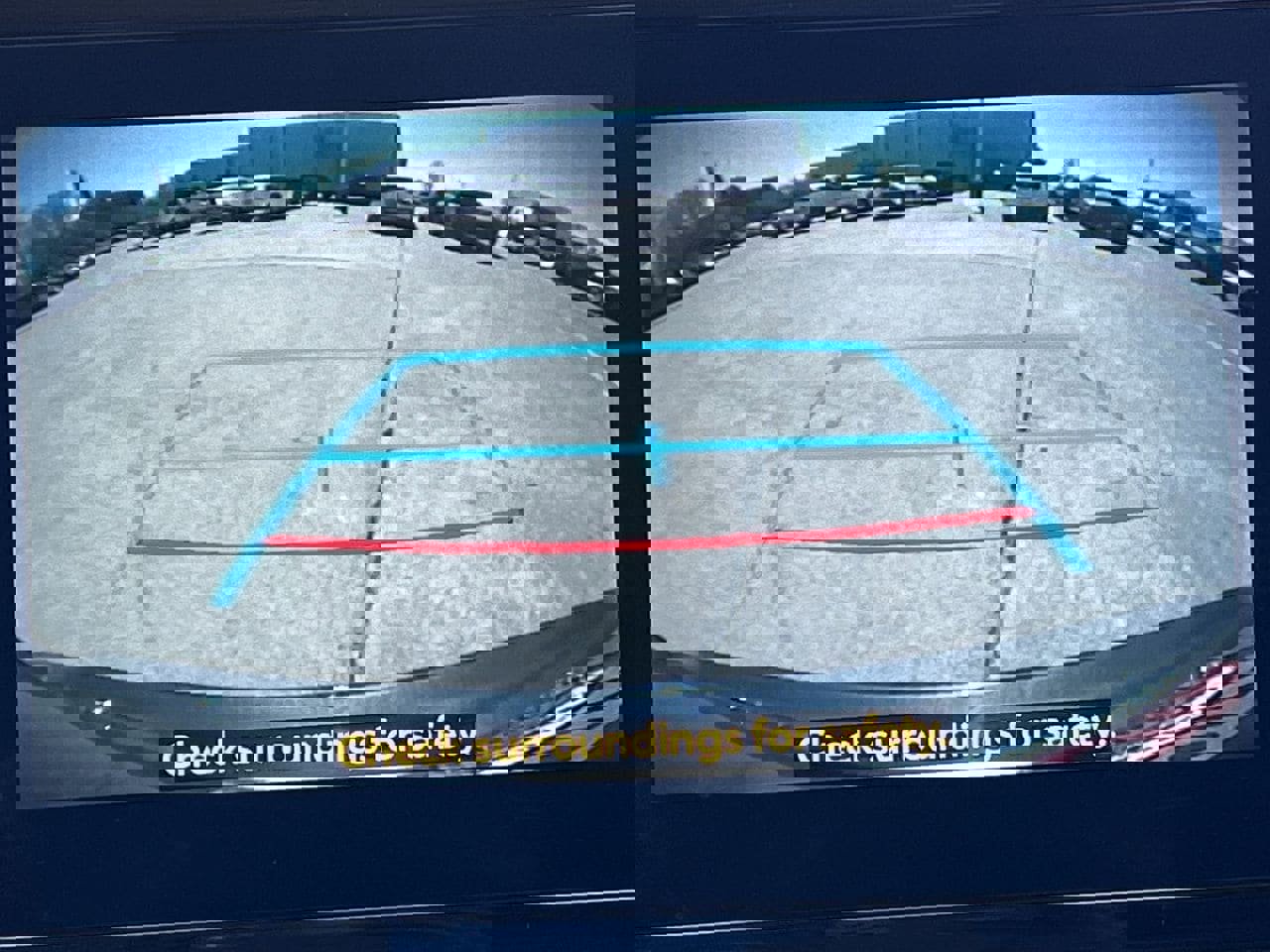 Used 2023 Toyota Highlander LE image 16