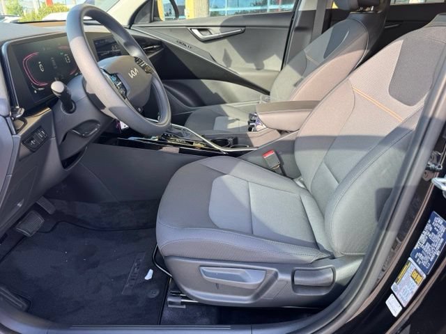 Used 2025 Kia Niro LX FWD image 45