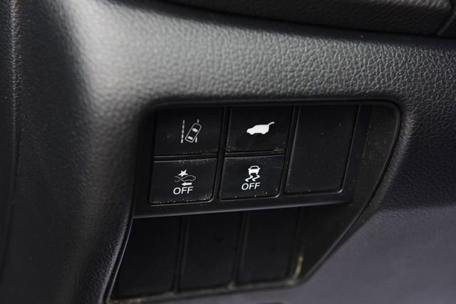 Used 2018 Honda CR-V Touring image 11