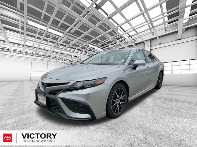 Certified 2022 Toyota Camry SE image 7