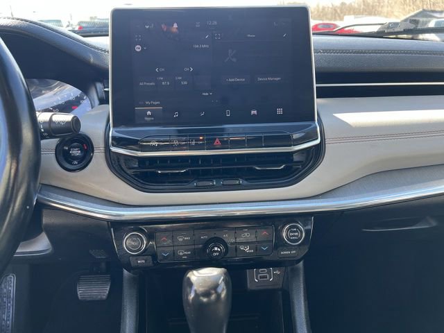 Used 2022 Jeep Compass Limited image 21