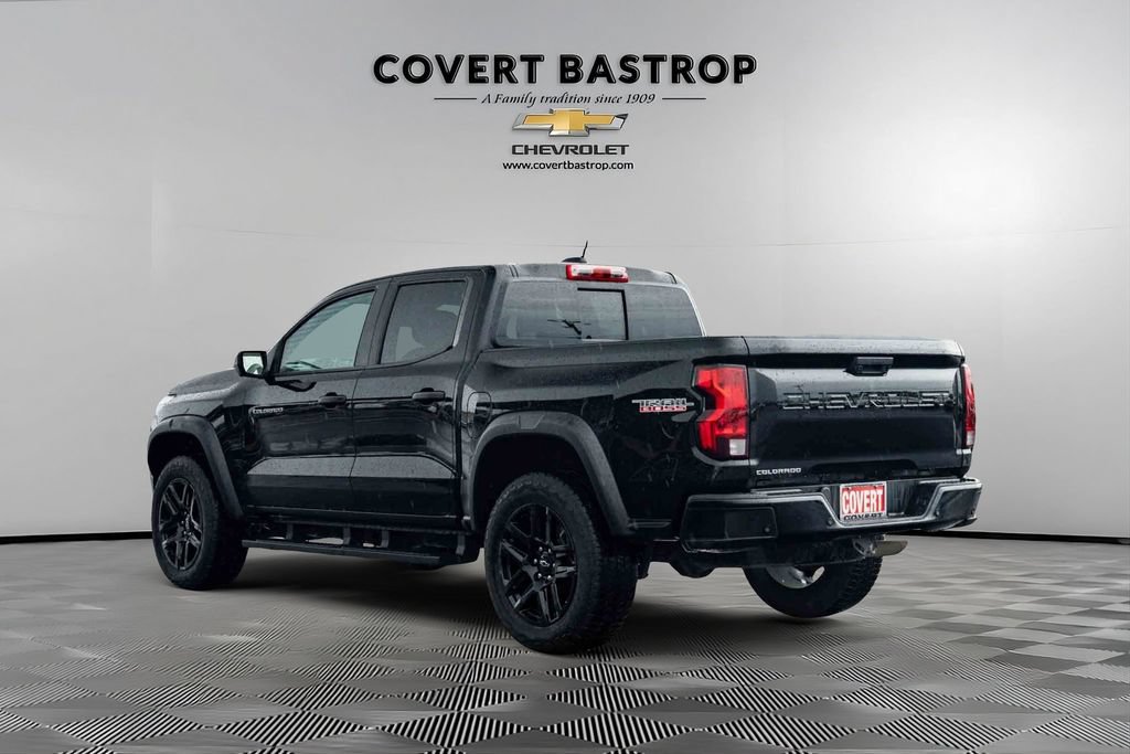 Certified 2024 Chevrolet Colorado Trail Boss w/ Technology Package AWD/4WD image 3