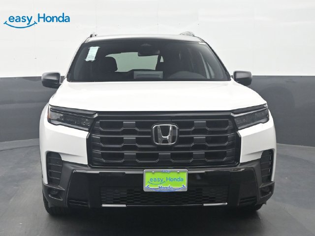New 2026 Honda Pilot Sport image 2