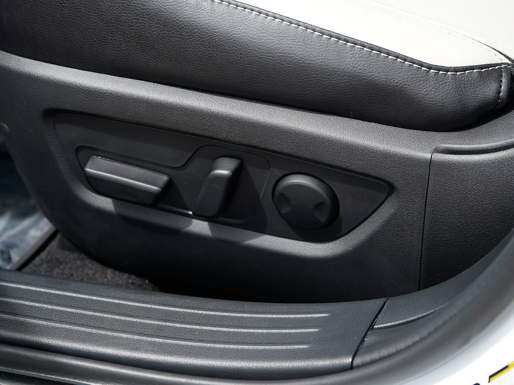 New 2026 MAZDA CX-50 2.5 Turbo w/ Accent Package image 19