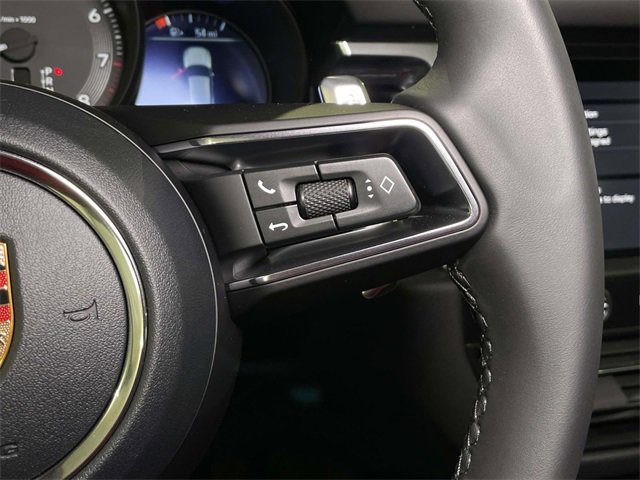 New 2026 Porsche Macan image 40