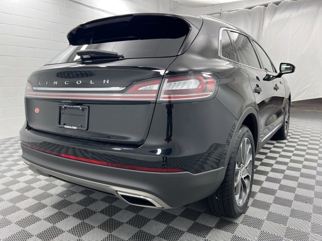 Used 2022 Lincoln Nautilus Reserve image 5