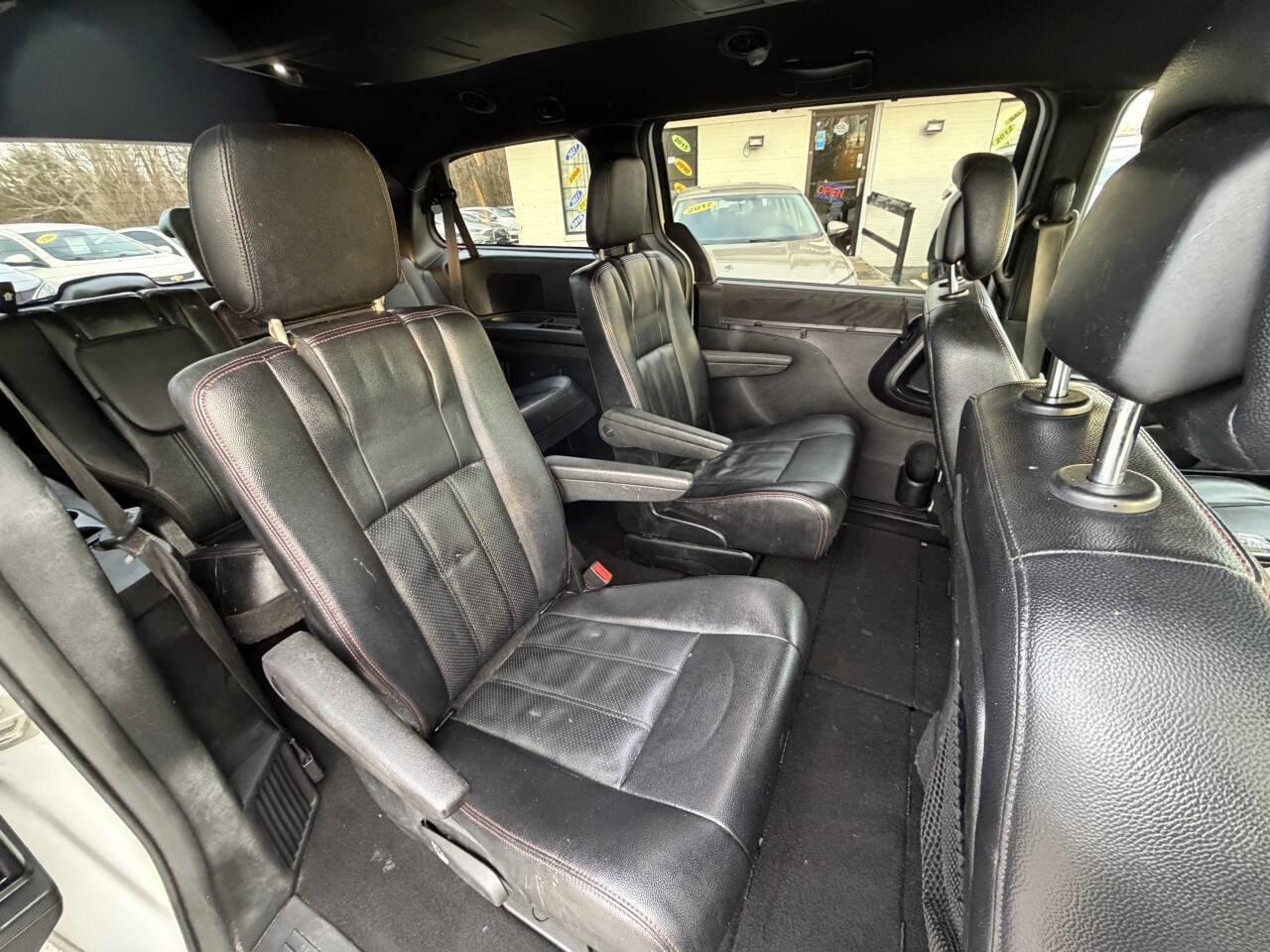 Used 2019 Dodge Grand Caravan GT FWD image 16