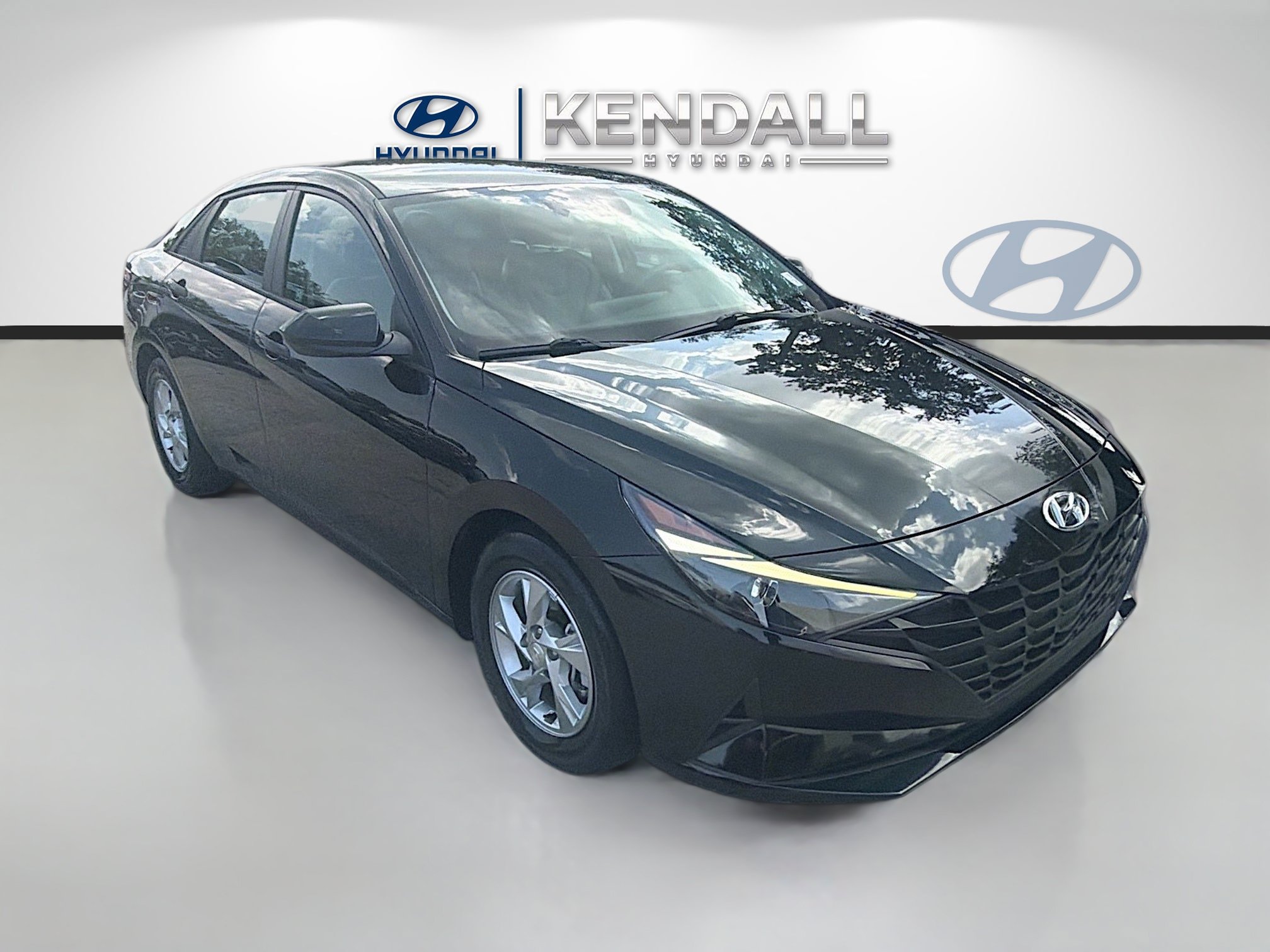Used 2021 Hyundai Elantra SE