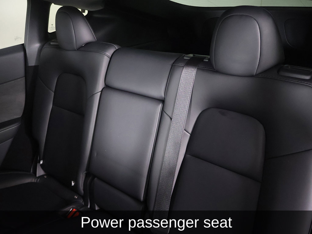 Used 2024 Tesla Model Y Long Range RWD image 34