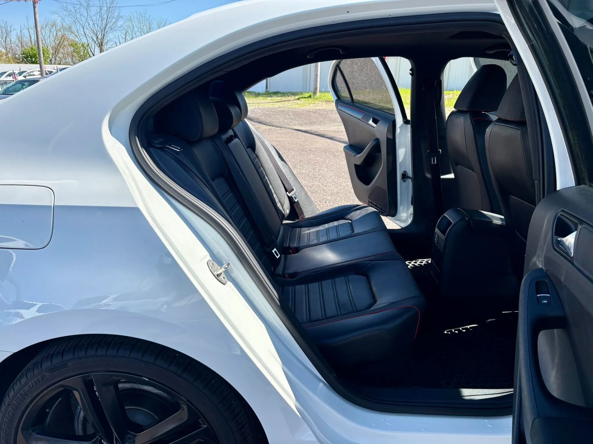 Used 2015 Volkswagen Jetta GLI SEL FWD image 22