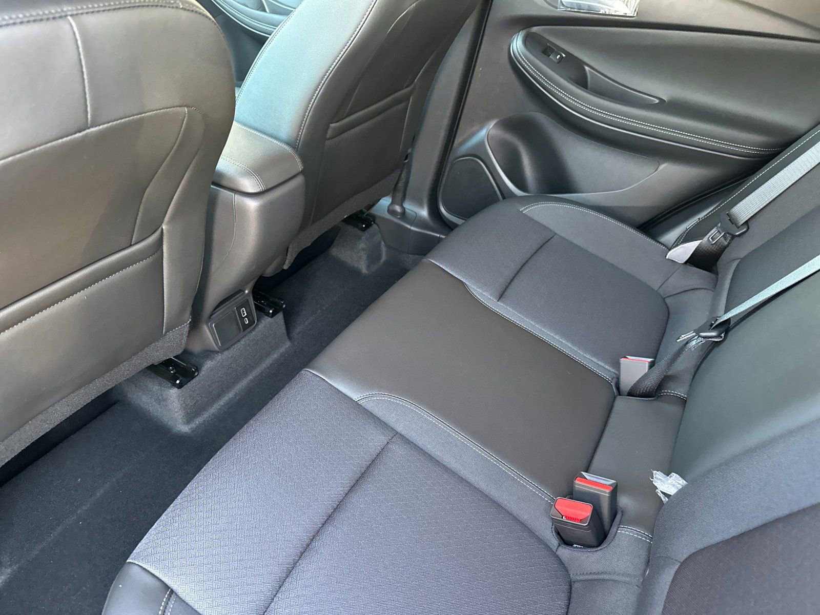New 2026 Buick Encore GX Preferred image 12