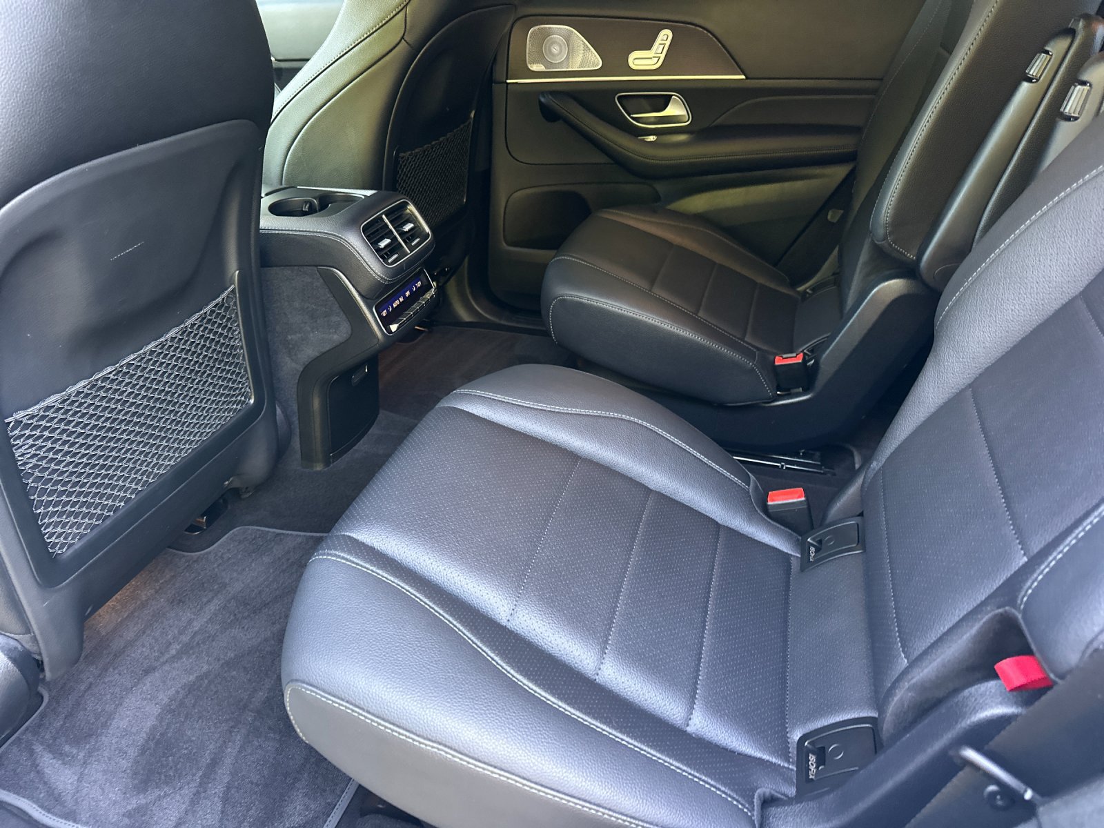 Used 2021 Mercedes-Benz GLS 450 4MATIC image 12