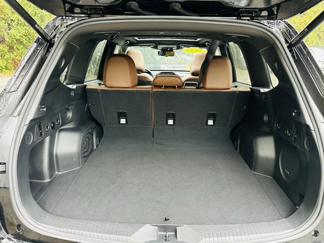 Used 2025 Subaru Forester Touring image 23