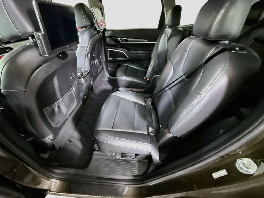 Used 2021 Kia Telluride S AWD/4WD image 28