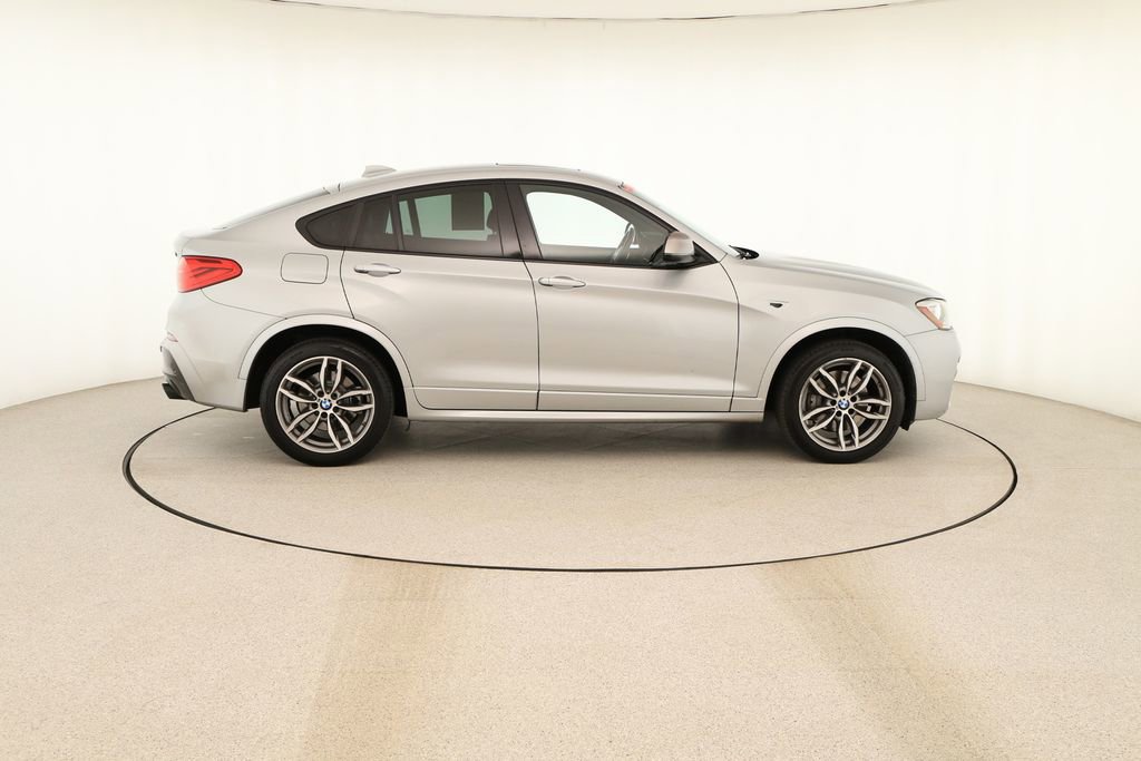 Used 2018 BMW X4 M40i image 8