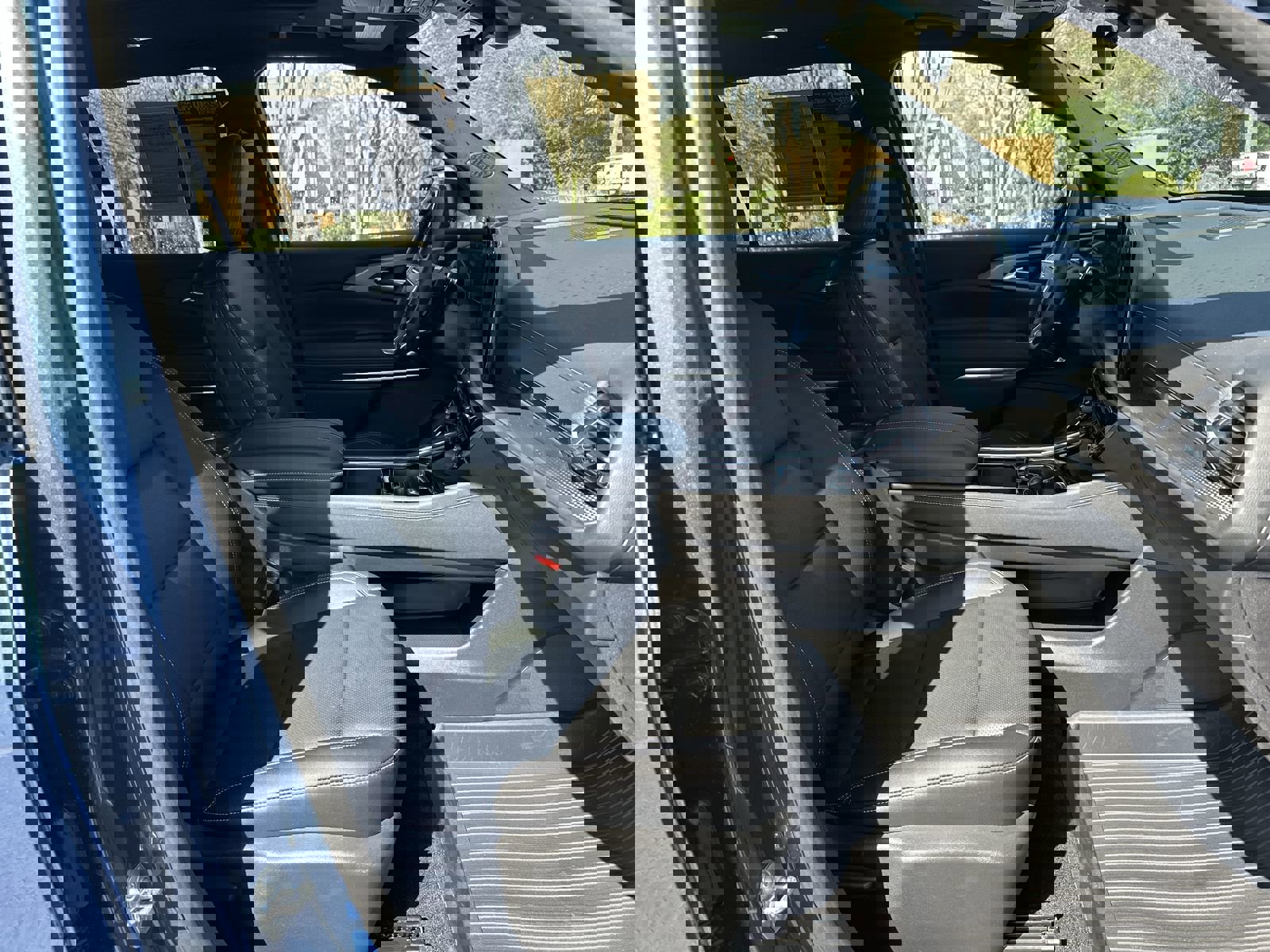 Certified 2025 Chevrolet Traverse LT w/ Enhanced Driving Package image 22