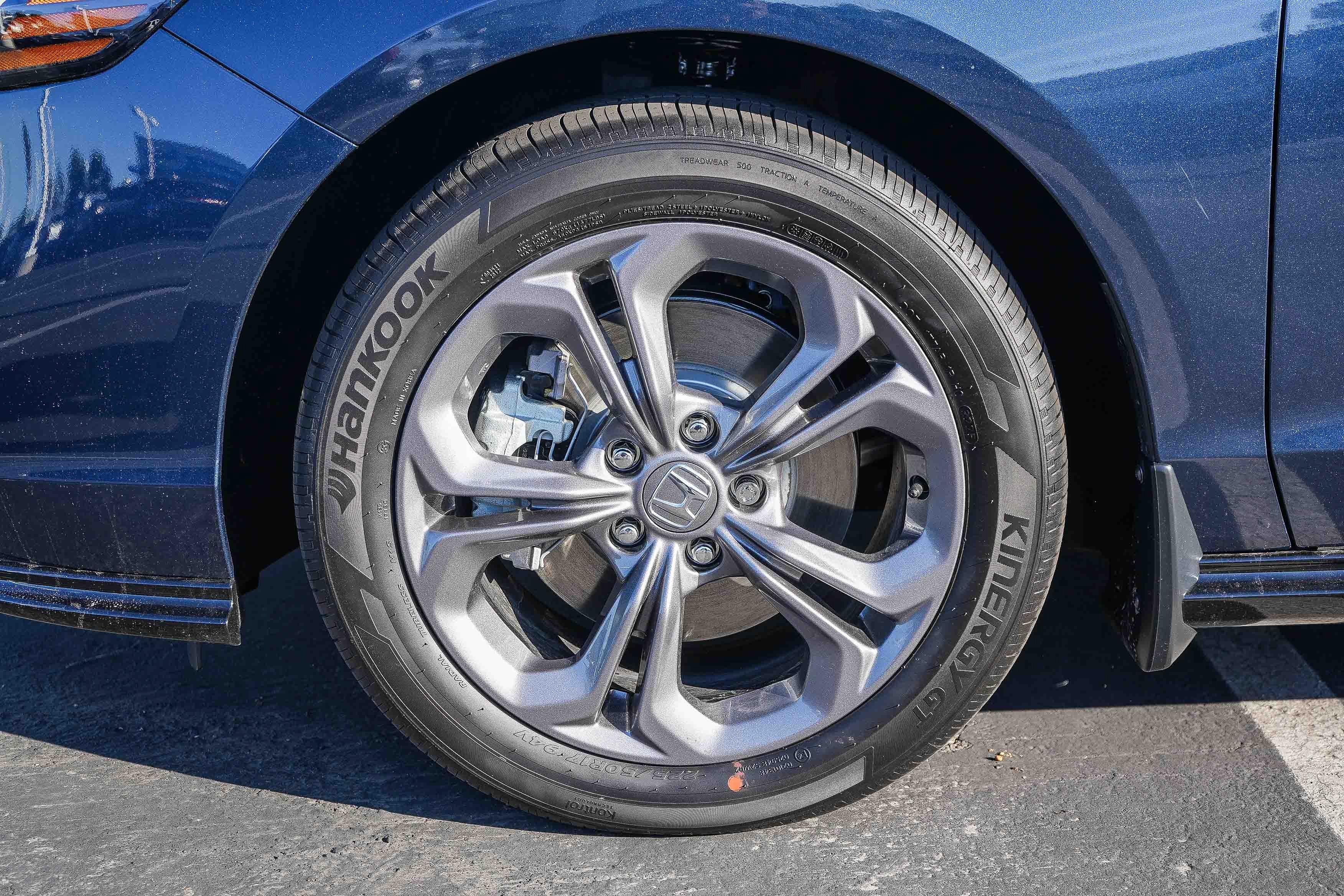 New 2026 Honda Accord EX-L image 12