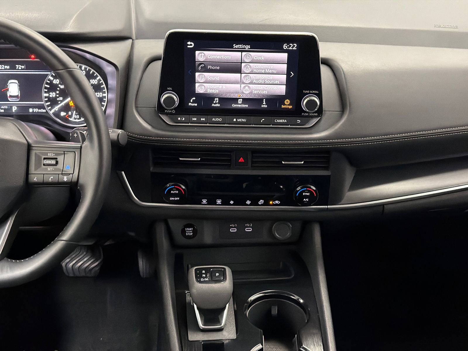 Used 2025 Nissan Rogue SV image 18