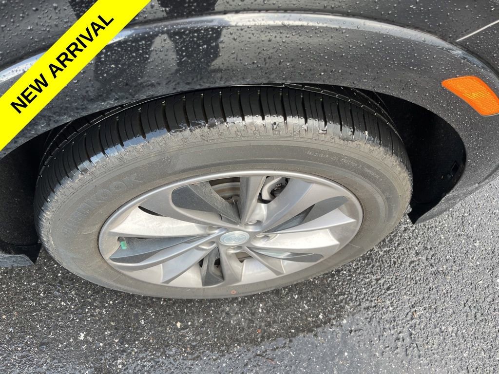 Used 2023 Buick Encore GX Select w/ Experience Buick Package image 11