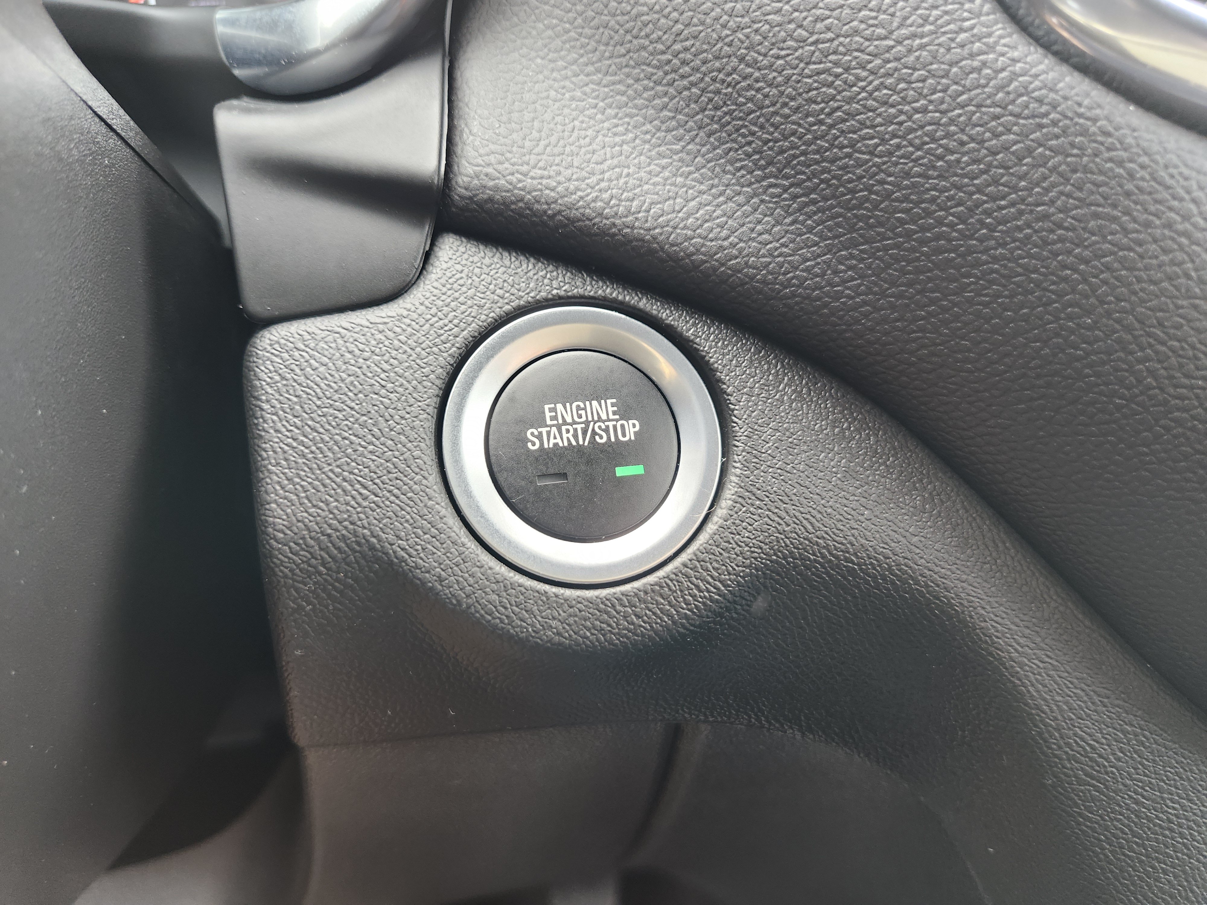 Used 2024 Chevrolet Equinox LT FWD image 7