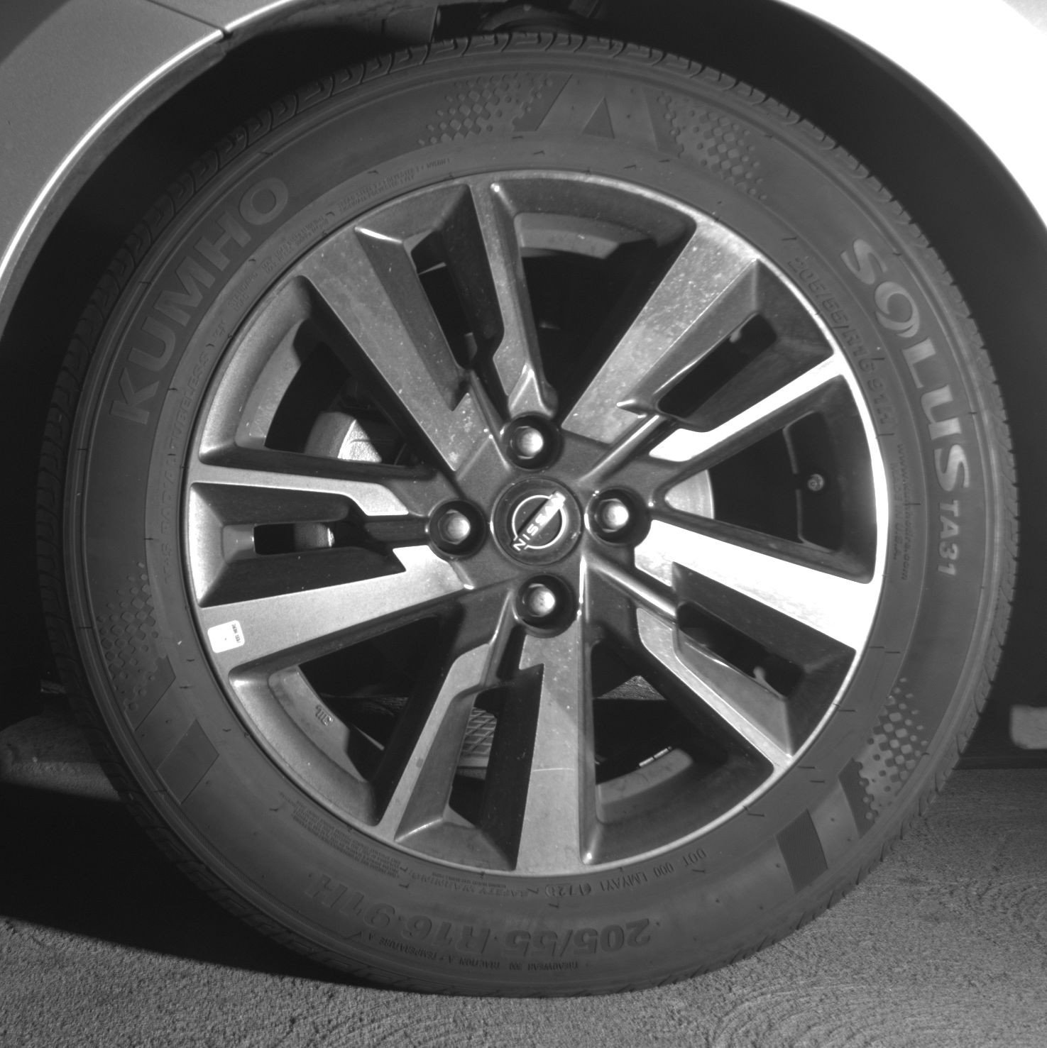 Used 2025 Nissan Versa SV image 12