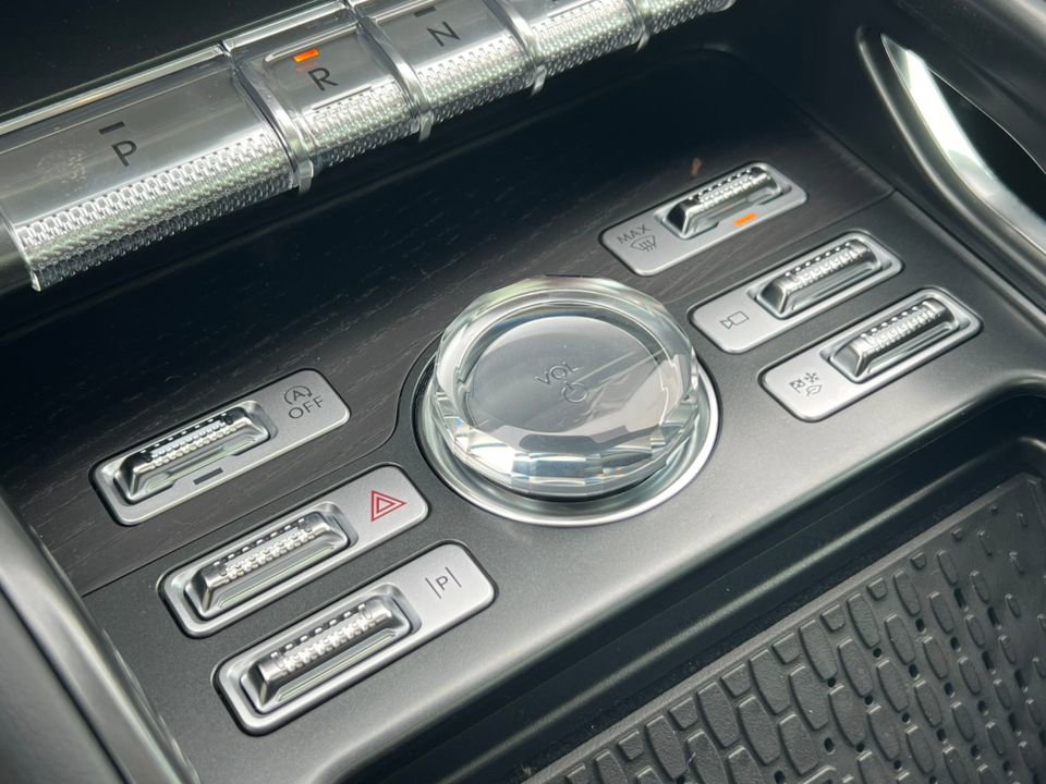 New 2026 Lincoln Nautilus Reserve w/ Jet Appearance Package AWD/4WD image 22