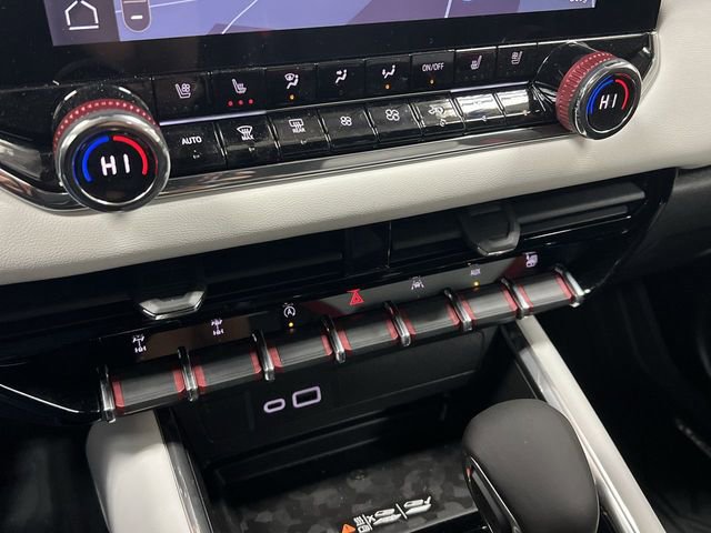 New 2025 GMC Canyon AT4 w/ AT4X Package image 18