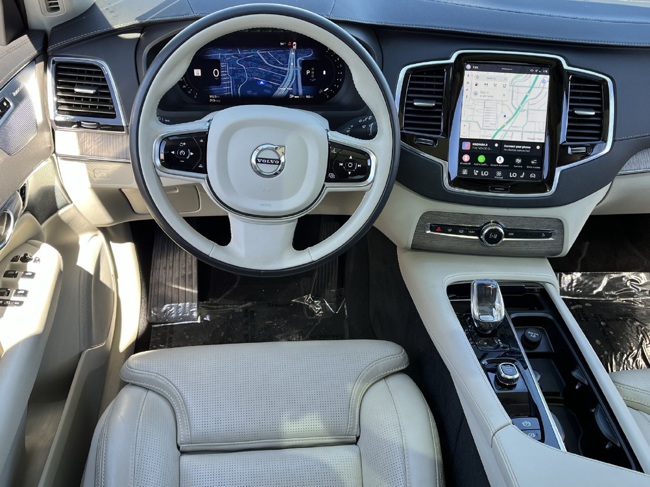 Used 2023 Volvo XC90 B6 Ultimate AWD/4WD image 10