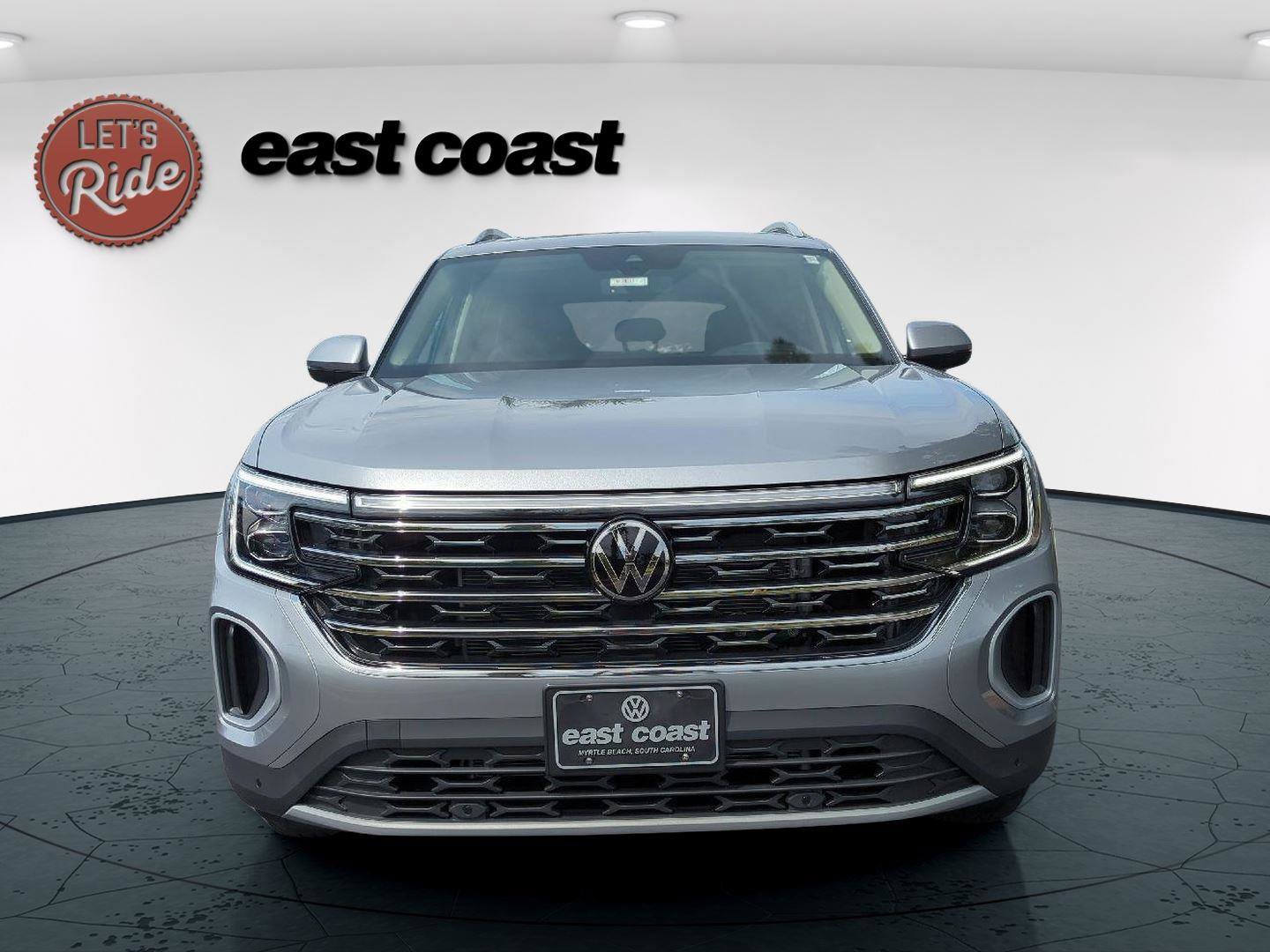 New 2026 Volkswagen Atlas SEL image 2